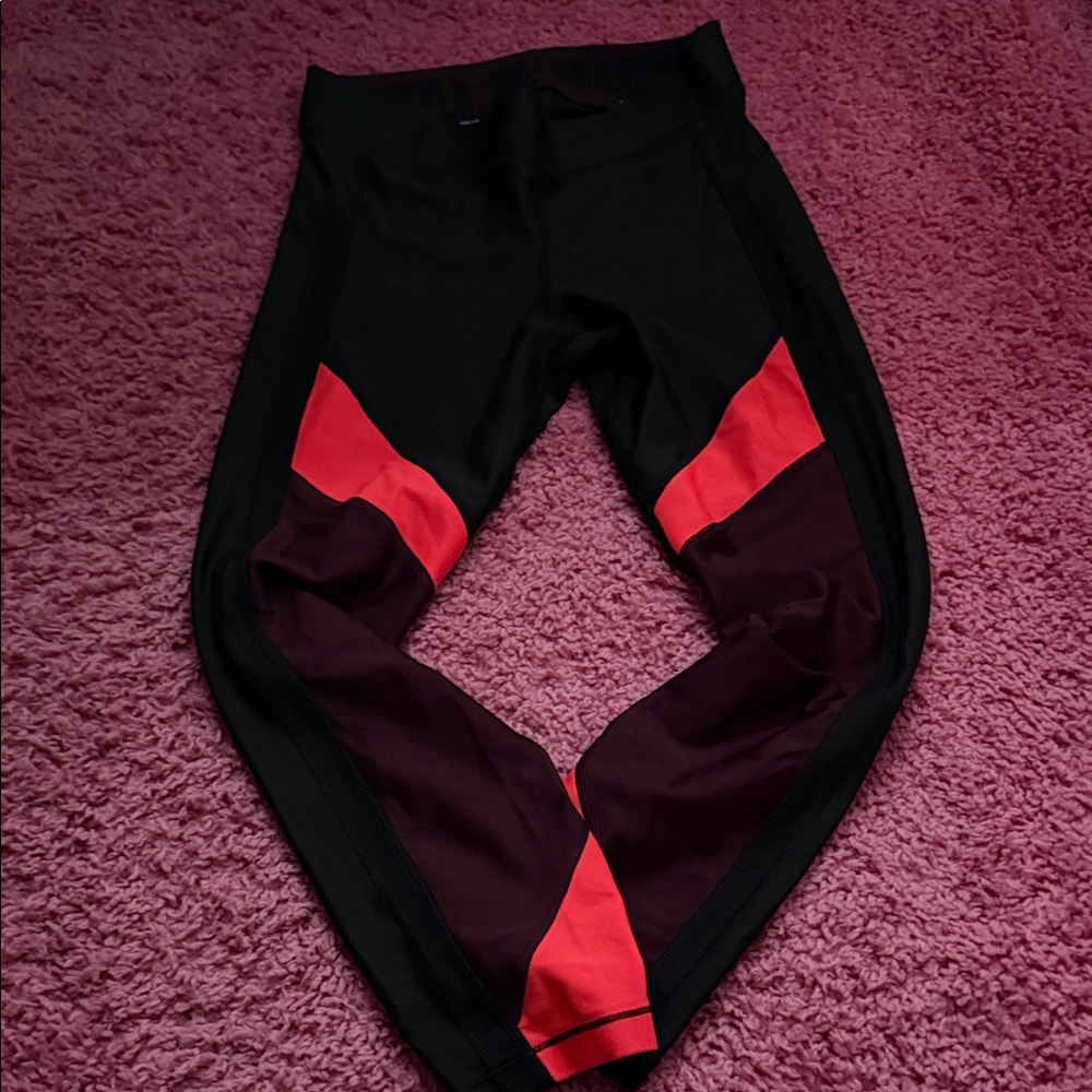 Under Armour Black with Red and Burgundy Colorblock Leggings